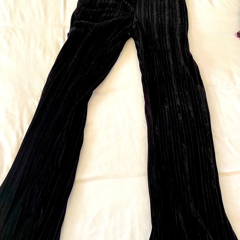NWT Wild Fable high waisted velvet flare pants S
